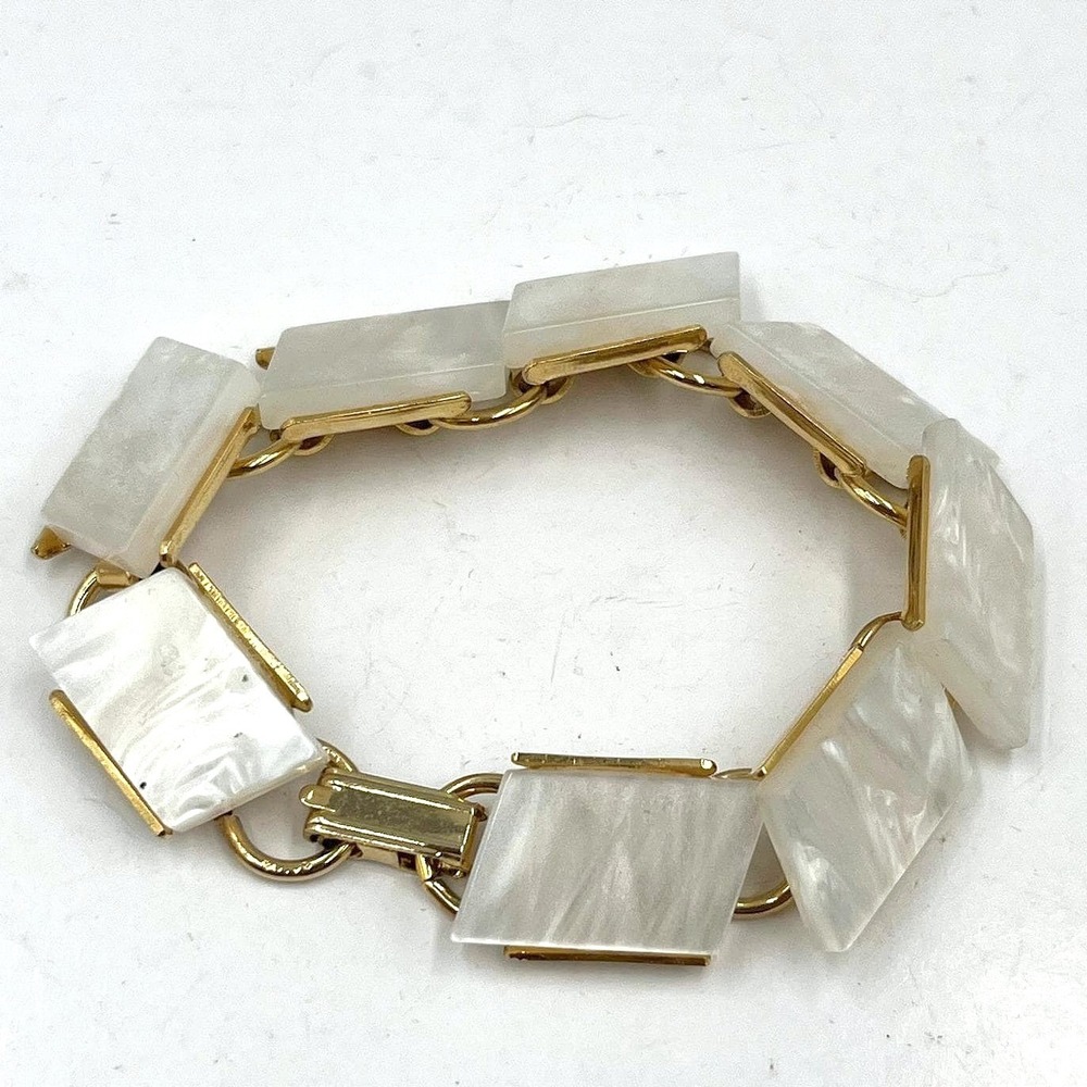 Vintage‎ Gold Tone Panel White Faux Moana Marble Resin Statement Bracelet Retro